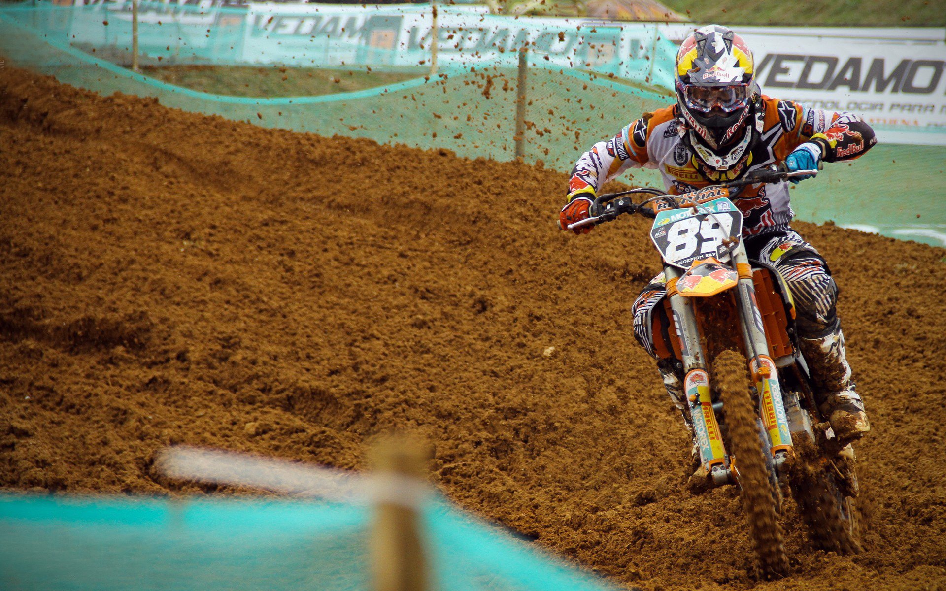 狼队-战平卡迪夫城，客场未能夺得三分喜忧参半，卡迪夫城直播